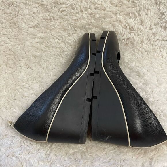 Betabrand All Weather Leather Black & White piping slip on wedge shoes SZ9 - Picture 7 of 11